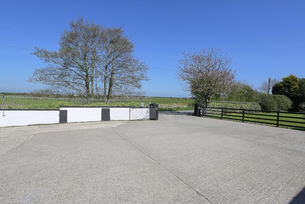 Briglane Cottage Kirkistown Bagian luar foto
